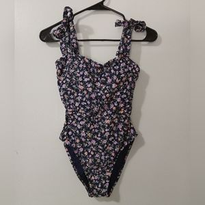 Sml. SEA ANGEL 😇 SWIM SUIT